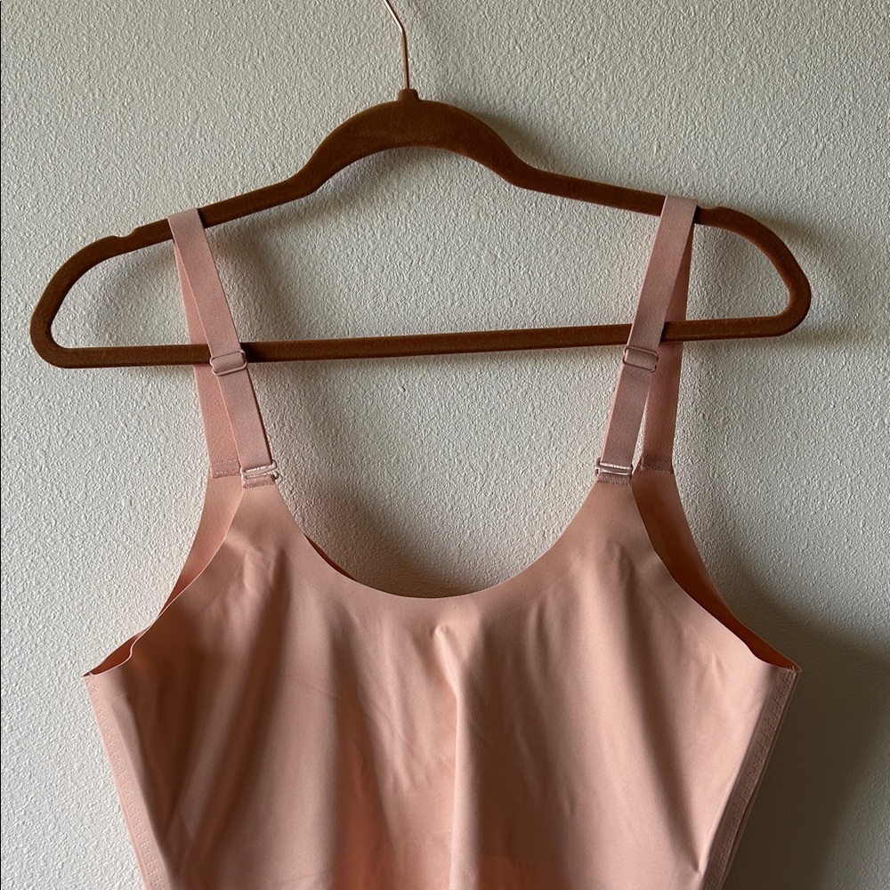 Honey Love Lift wear Tank - Picture 3 of 5